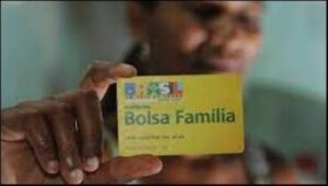 CAIXA TEM e BOLSA FAMÍLIA: saiba como conferir o valor antecipado