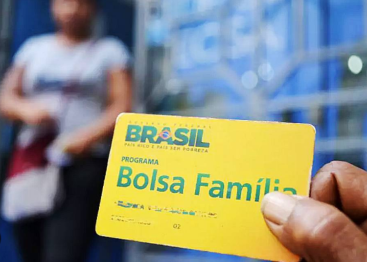 Bolsa Família: O que devo responder quando receber a visita do CRAS? Veja como se preparar