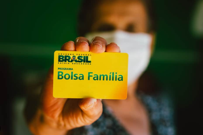 Quem pode sacar o Bolsa Família neste fim de semana?