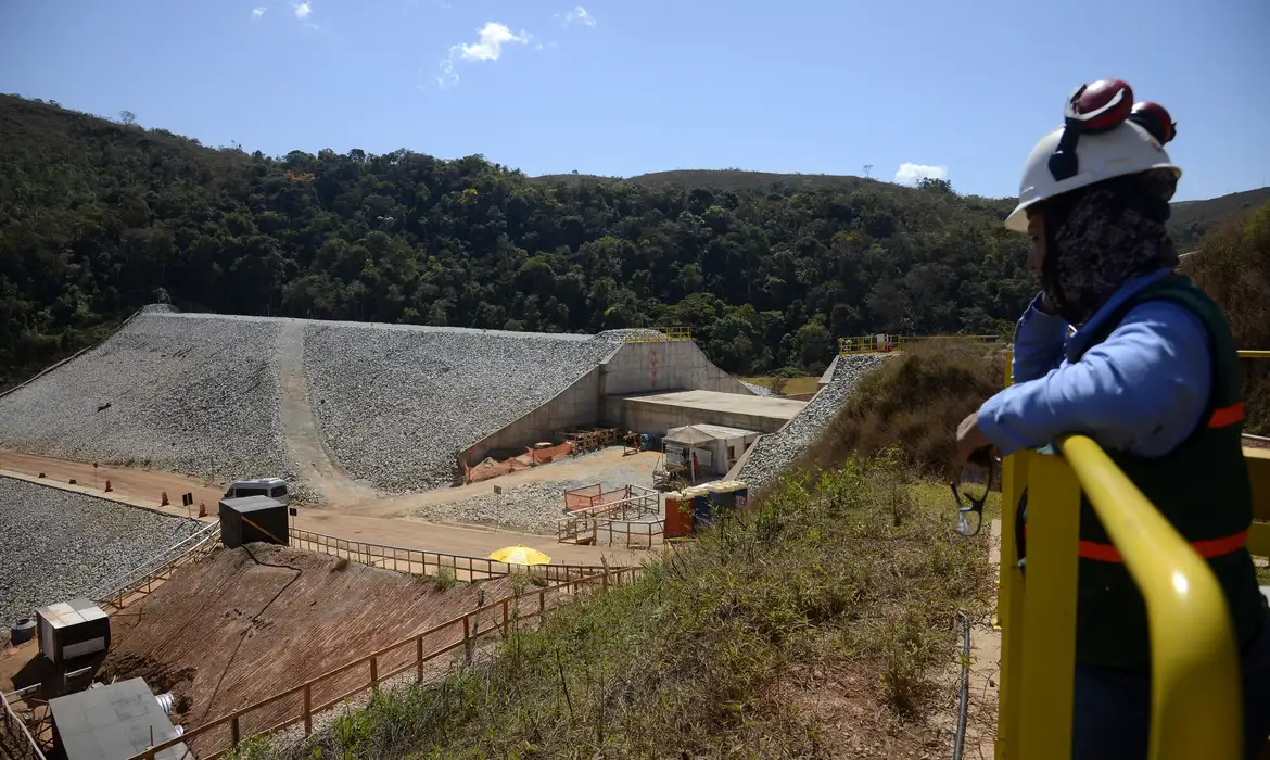 Algumas Categorias Expõe o Trabalhador ao Risco. Imagem: Agência Brasil.