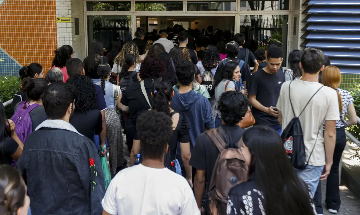 Um apoio financeiro para estudantes. Imagem: Agência Brasil